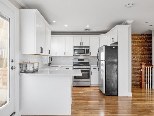 Sumner St Unit,boston, Condo For Sale