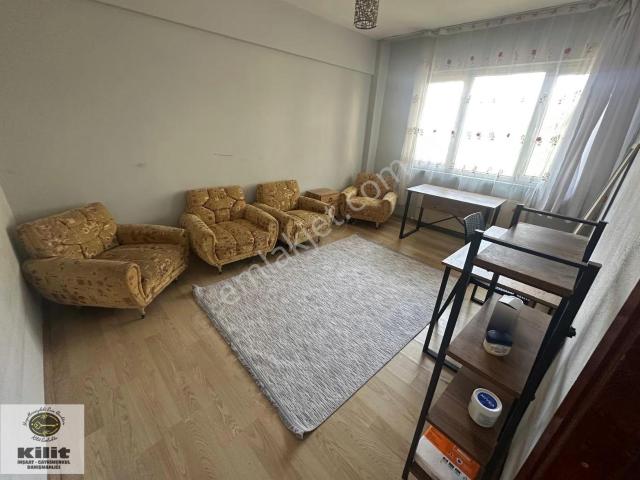 Sunullah Mahallesinde Eşyalı 3+1 Kiralık Daire
