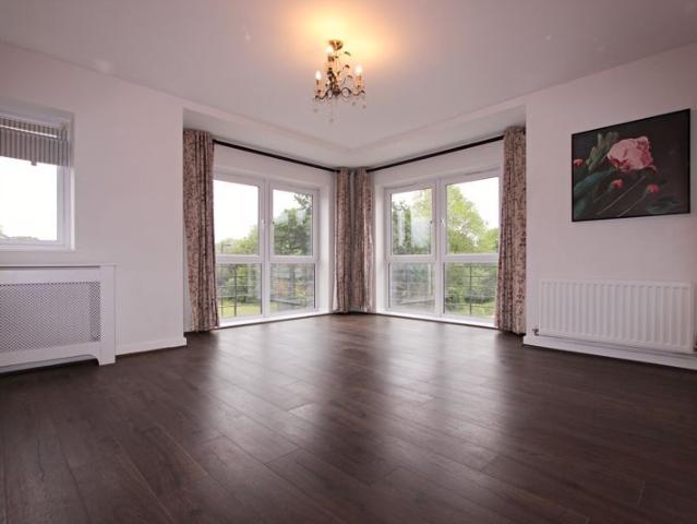 Sunwood Drive, Sherfield On Loddon
