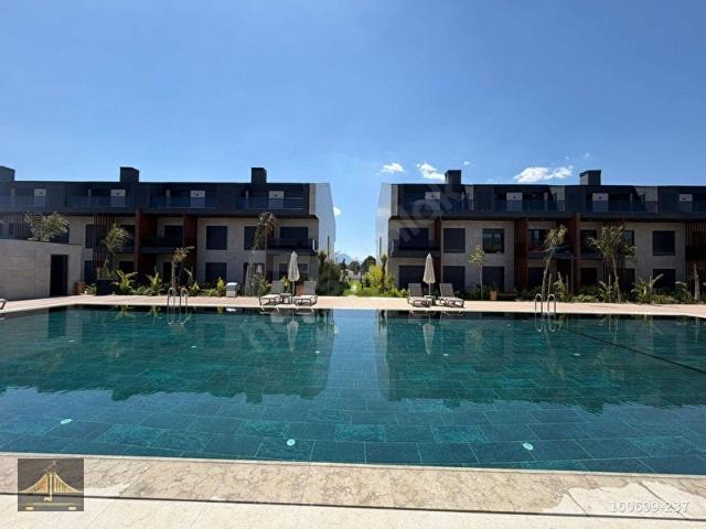 SUN CITY 1' DE LÜKS VİLLA KONSEPTİNDE 1+1 KİRALIK DAİRE