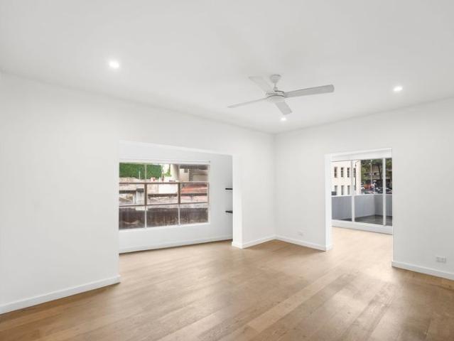 Sun Drenched 3 Bedroom Apartment with City Views & Unbeatable Convenience