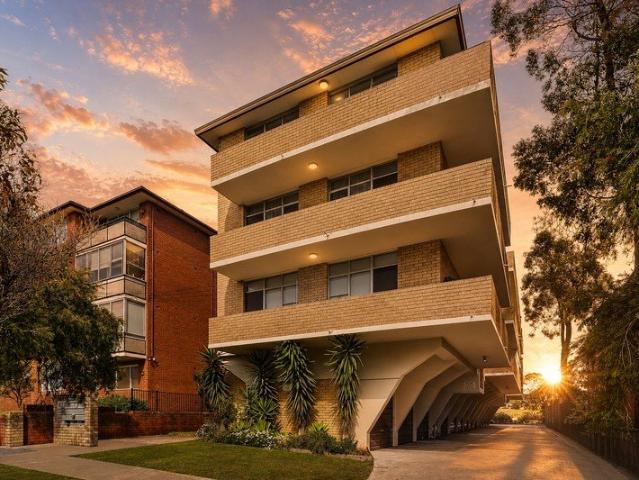 Sun drenched Apartment with LUG Maroubra Beach In minutes