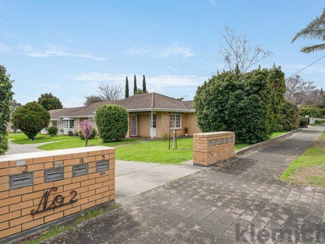 Sun drenched single level living takes pride of place in Netherby