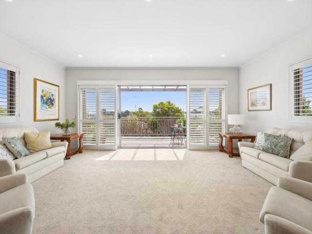 Sun Drenched Sub Penthouse with Tranquil Views