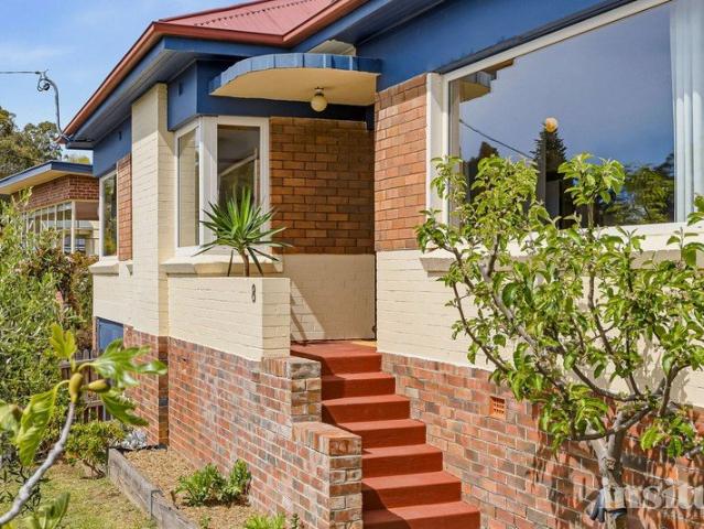 Sun Filled Character & Sustainable Living with Dual Street Access