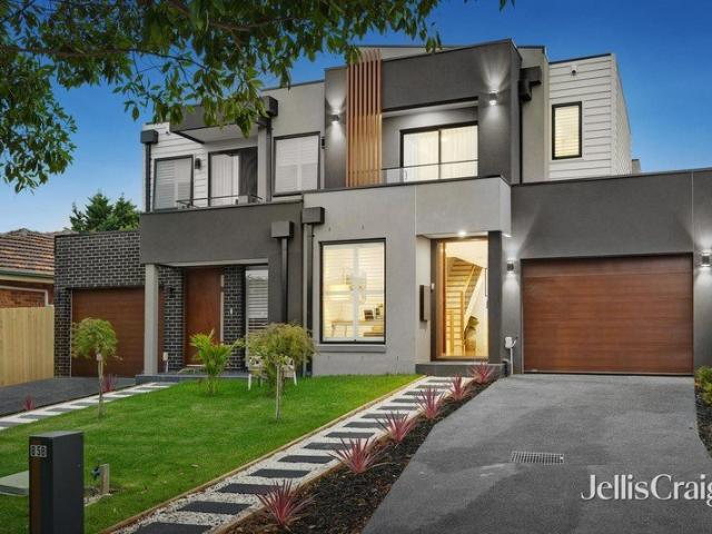 Sun filled contemporary luxury living