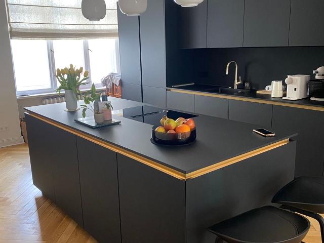 Sun filled stylish family home at Kurfürstendamm Berlin, Berlin Amsterdam Apartments for Rent