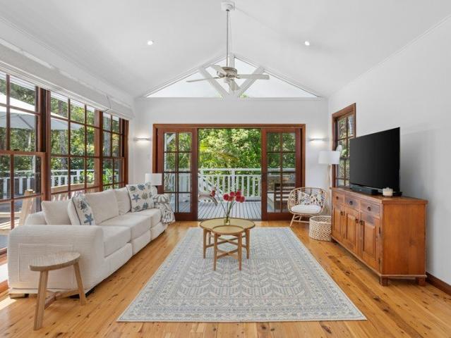 Sun filled Sanctuary with Sweeping North Facing Entertainer's Deck