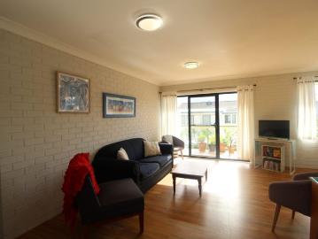 Sun Filled Unit – Furnished & Utilities Included