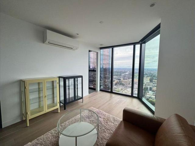 Sun Filled 2B2B Modern Apartment in the Heart of Carlton – Fully Furnished & Move In Ready!