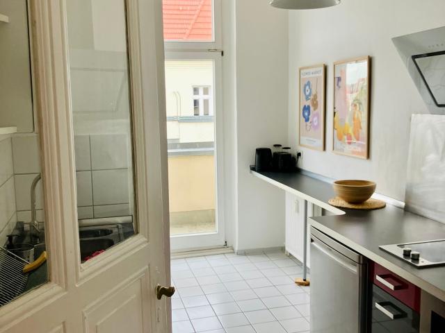 Sun Flooded Penthouse with Terrace & Panoramic Views in Berlin’s Trendiest District, Berlin Amsterdam Apartments for Rent