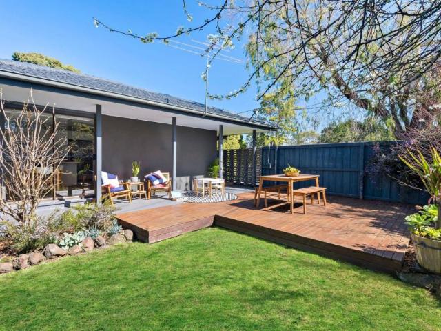 Sun kissed Garden Oasis