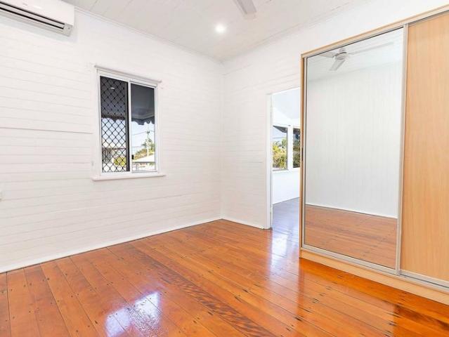 Sun Smart Living in Sought After South Townsville!