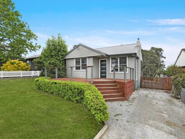 Sun Soaked Charm, Proximity and Potential for Dual Occupancy