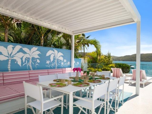 Sun, Sand, and Unparalleled Style: Palm Beach Beachfront Oasis