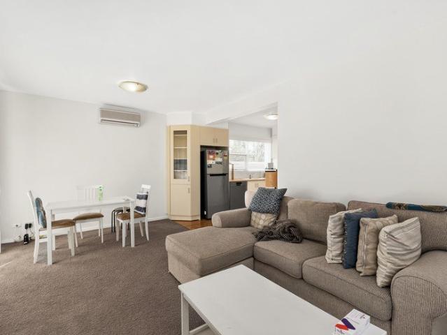 Sun Splashed Ground Floor Start in the Heart of Glynde