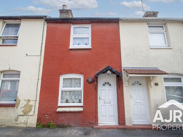 Sun Road, Swanscombe DA10, 2 bed terraced house to rent, £1,300 pcm | PrimeLocation