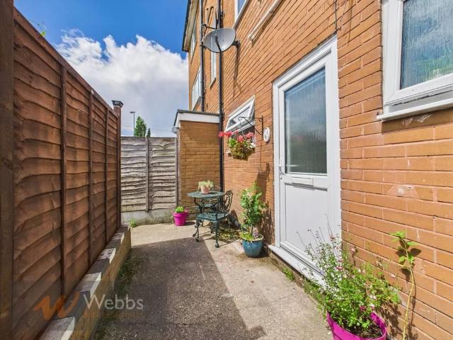 Sunbeam Drive, Walsall WS6, 1 bed flat to rent, £695 pcm | PrimeLocation