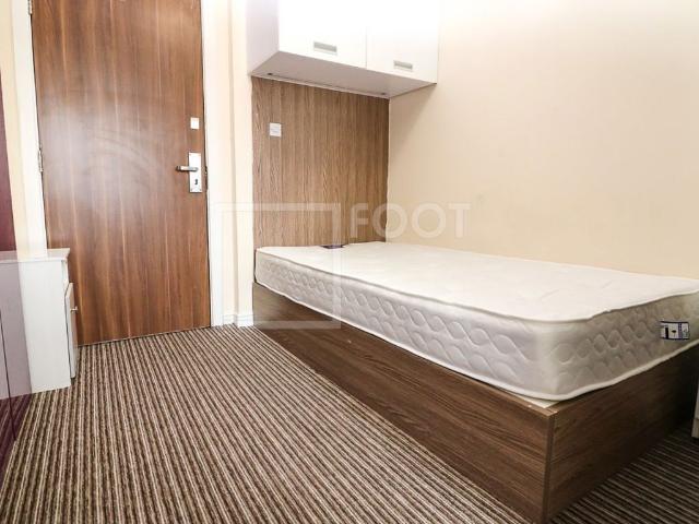Sunbridge Halls, Sunbridge Road BD1, Studio to rent, £425 pcm | PrimeLocation