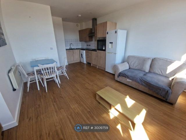 Sunbridge Road, Bradford BD1, 2 bed flat to rent, £825 pcm | PrimeLocation