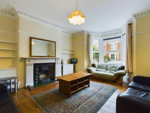 Sunbury Avenue, Newcastle Upon Tyne 6 bed terraced house to rent £4,290 pcm £990 pw