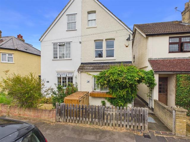 Sunbury Lane, Walton On Thames KT12, 3 bed property to rent, £2,800 pcm | PrimeLocation
