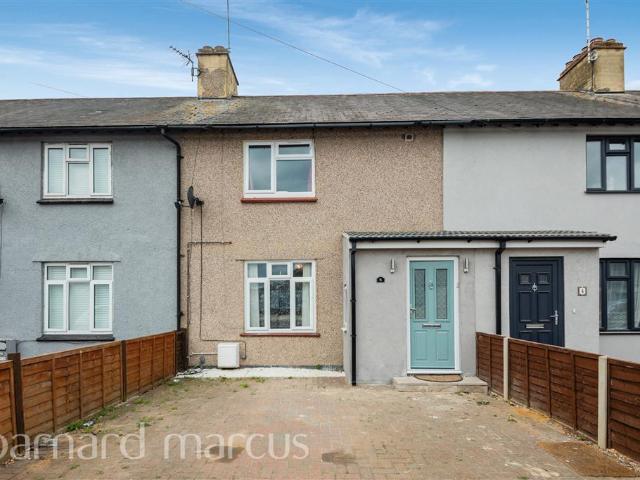 Sunbury Road, FELTHAM 3 bed house to rent £2,050 pcm £473 pw