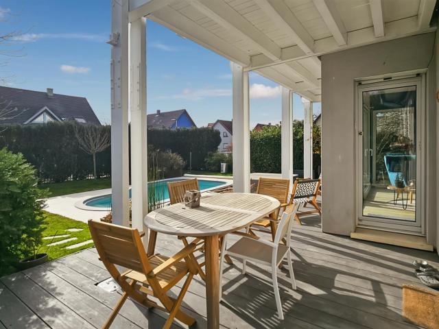 Sundhoffen: Maison de 150m2, 4 chambres, piscine 150m² Sundhoffen