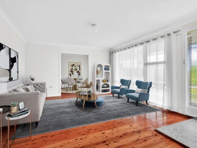 SUNDRENCHED 4 BEDROOM FAMILY HOME