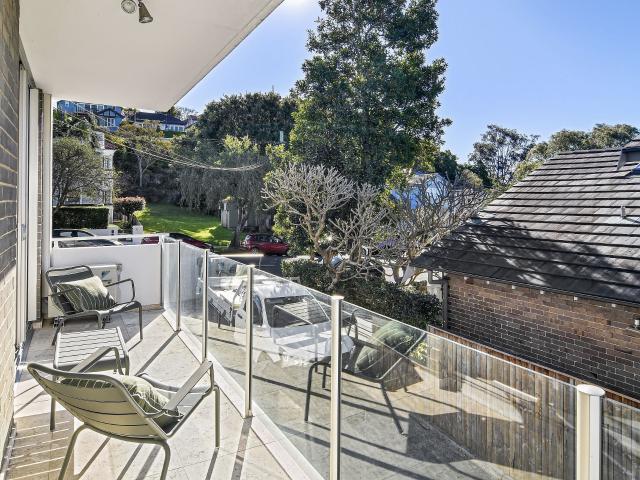 Sundrenched Executive Apartment with Tranquil water views Fully Furnished
