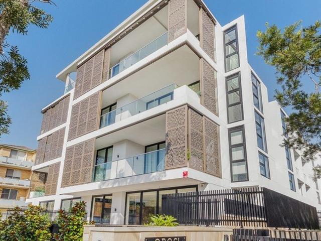 SUNDRENCHED NORTH FACING COASTAL LUXURY