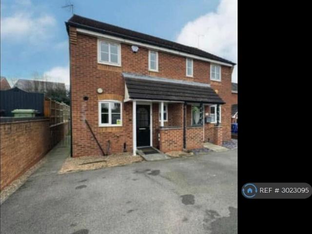 Sunflower Close, Shirebrook. 2 bed semi detached house to rent £895 pcm £207 pw