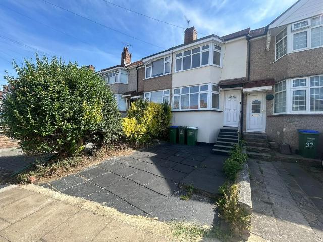 Sunland Avenue, Bexleyheath DA6, 2 bed property to rent, £1,800 pcm | PrimeLocation