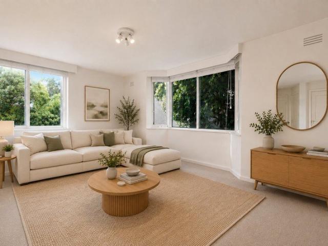 Sunlit boutique living in the heart of South Yarra