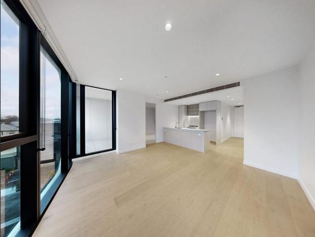 Sunlit Bayside Retreat Steps from Nelson Place & Williamstown Beach