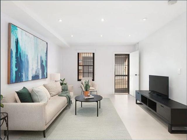 Sunlit Double Storey 2 Bedroom Terrace in a Tranquil Street