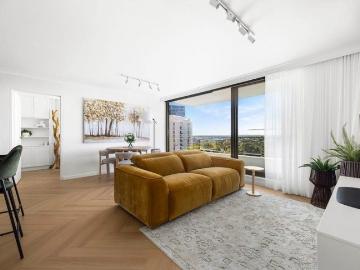 Sunlit Designer Apartment with Panoramic Harbour Views