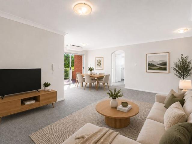 Sunlit Modern Apartment in Convenient Locale