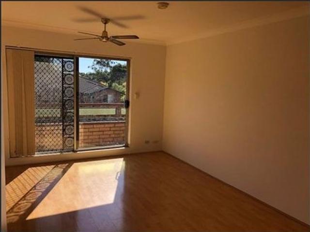 SUNLIT NORTH FACING 3 BEDROOM 2 BATHROOM UNIT