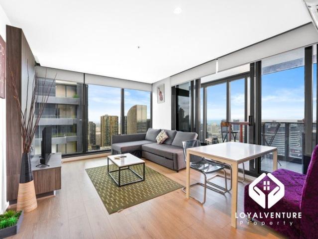 Sunlit Sophistication with Panoramic Skyline Views Plus Two Spacious Storages