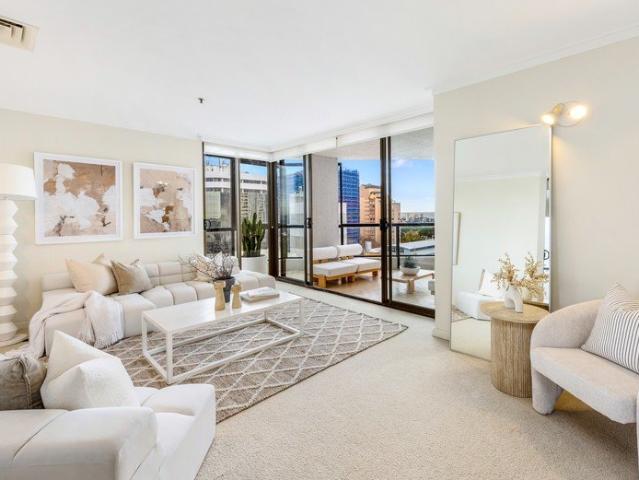 Sunlit Sanctuary With Panoramic Views In Resort Style Setting