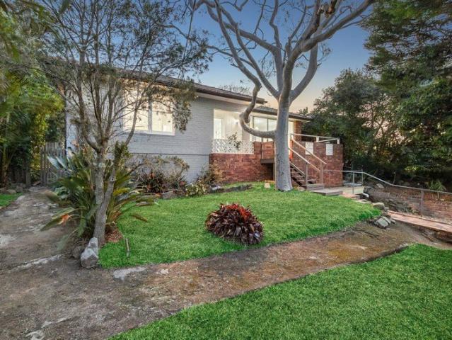 Sunlit Seaforth classic with leafy garden and future potential