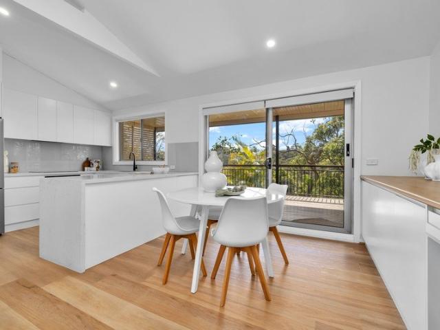 Sunlit Serenity, Valley Views, and Modern Living