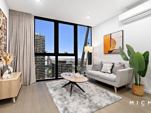 Sunlit, Spacious and Stylish Sanctuary with Unrivalled CBD Convenience