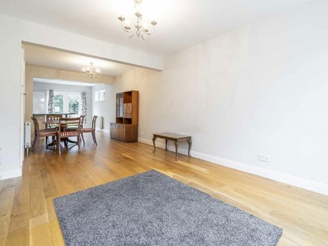 Sunmead Road, TW16, London