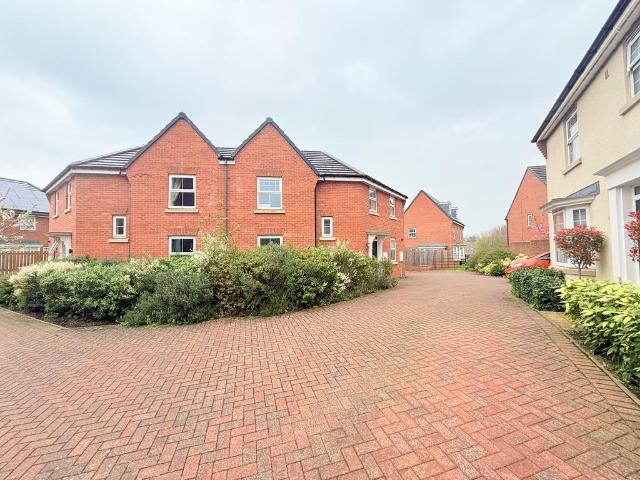 Sunningdale, Durham, DH1 3 bed house to rent £2,470 pcm £570 pw