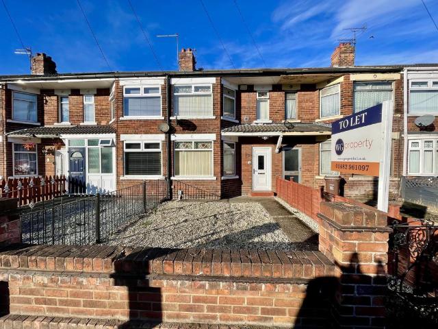 Sunningdale Road, Hull HU4 2 bed terraced house to rent £750 pcm £173 pw