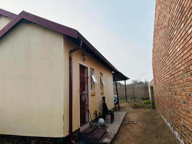Sunny 2 bed home in Polokwane's Southern Gateway