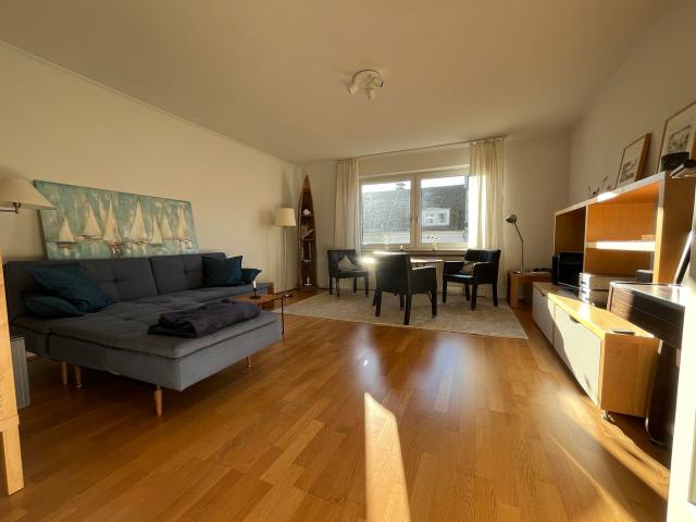 Sunny 2 rooms  kitchen  bathroom  balcony  fully furnished and equipped, Bremen Amsterdam Apartments for Rent