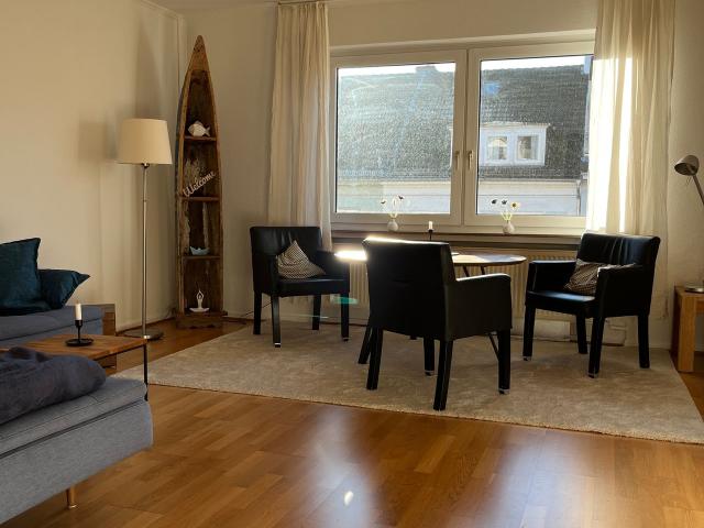 Sunny 2 rooms  kitchen  bathroom  balcony  fully furnished and equipped, Bremen Amsterdam Apartments for Rent